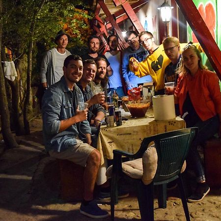 Vampire Beach Hostel Vama Veche Kültér fotó