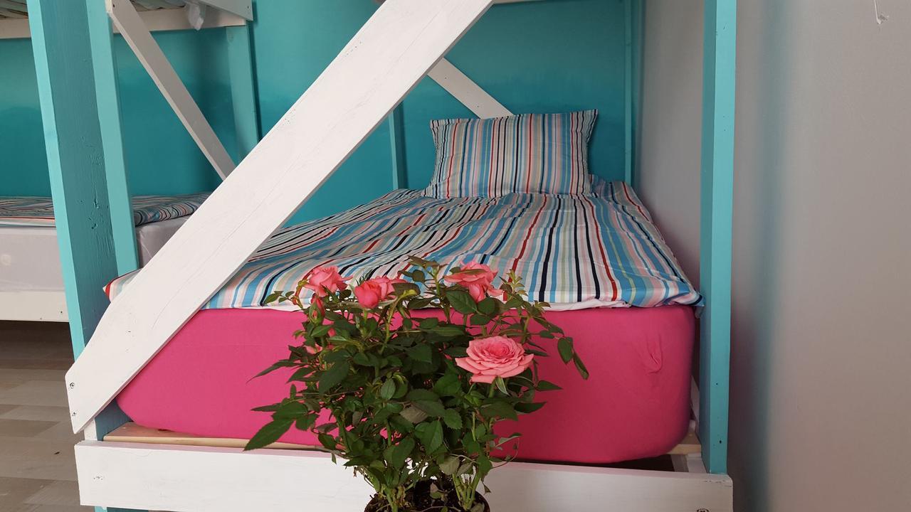 Vampire Beach Hostel Vama Veche Kültér fotó