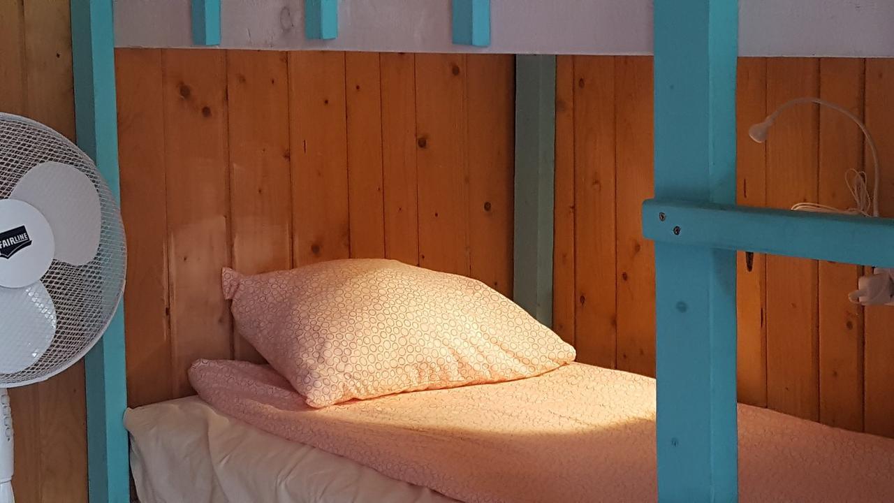 Vampire Beach Hostel Vama Veche Kültér fotó