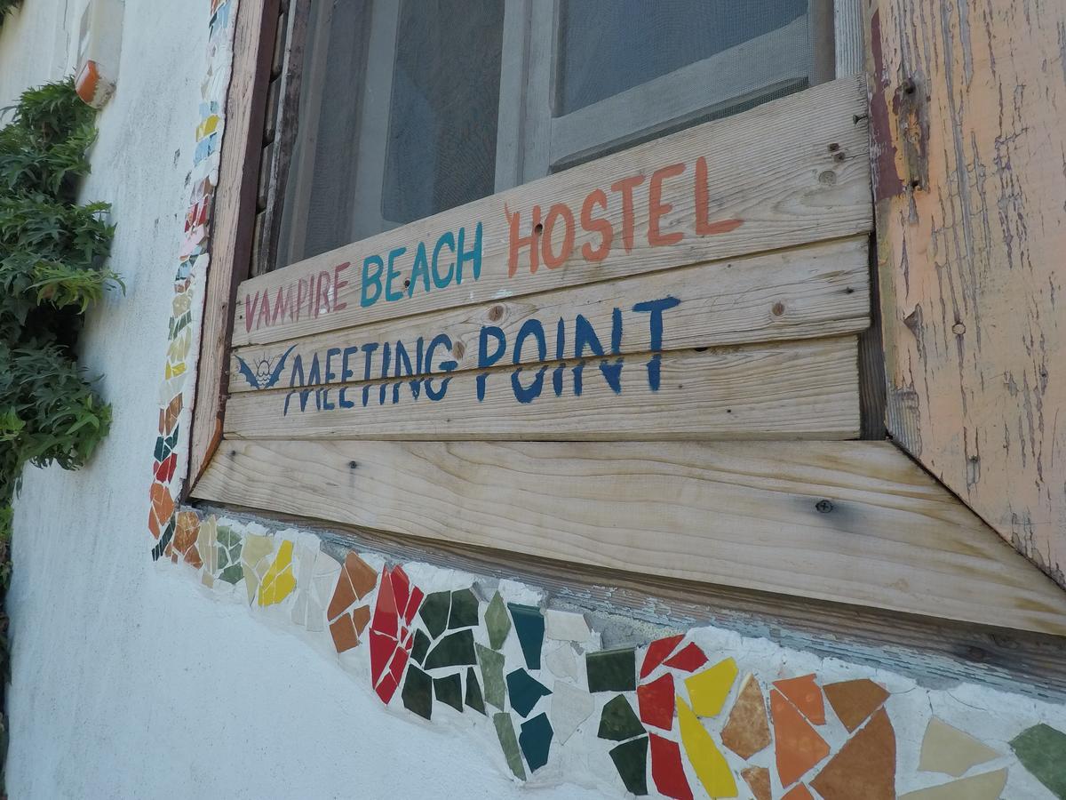 Vampire Beach Hostel Vama Veche Kültér fotó