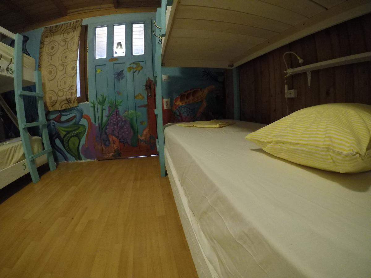 Vampire Beach Hostel Vama Veche Kültér fotó